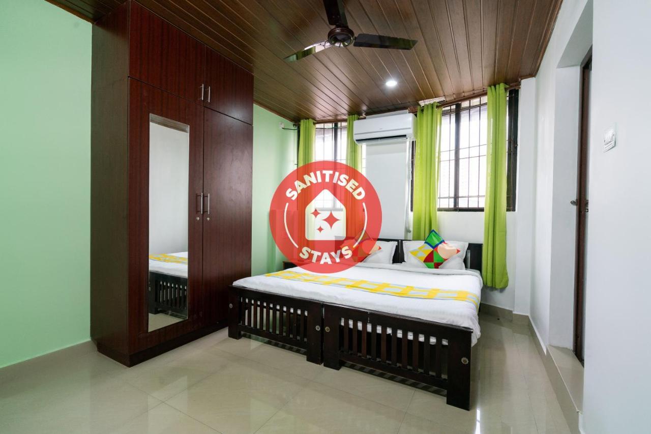 Oyo Home 49697 Aj Apartments Kochi Extérieur photo